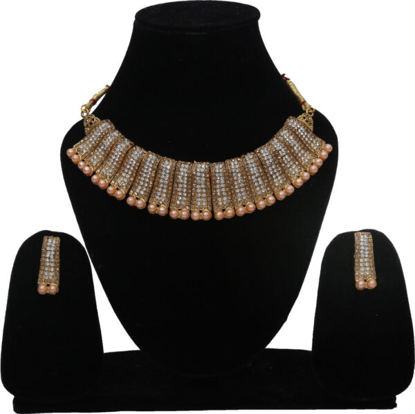 Sublime W Alloy Gold-plated Gold, White Jewellery Set (Pack of 1) – Gold