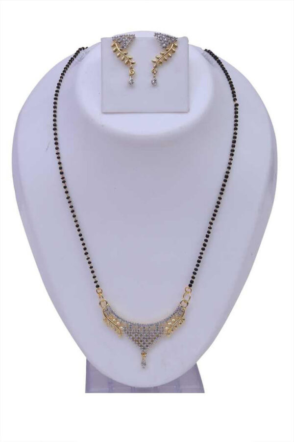 Sublime W Alloy Gold-plated Silver, Gold, Black Jewellery Set (Pack of 1) โ Silver
